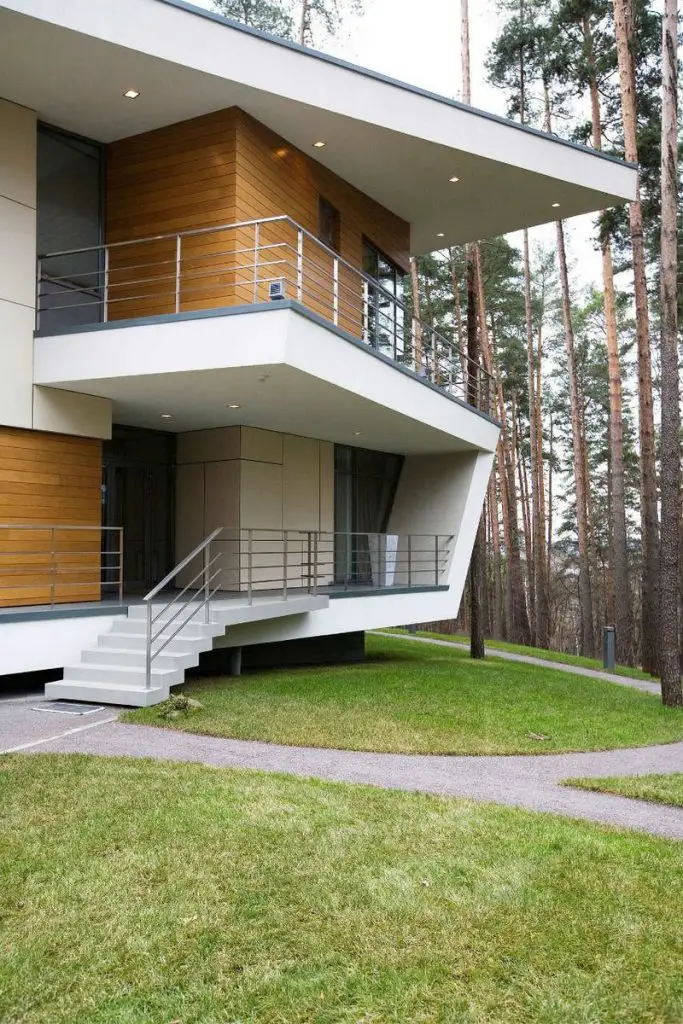 Gorki House by Atrium Architects