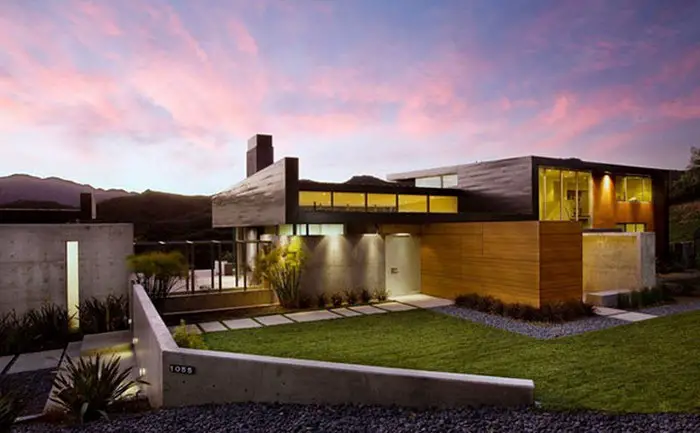 The Lima Residence by Abramson Teiger Architects