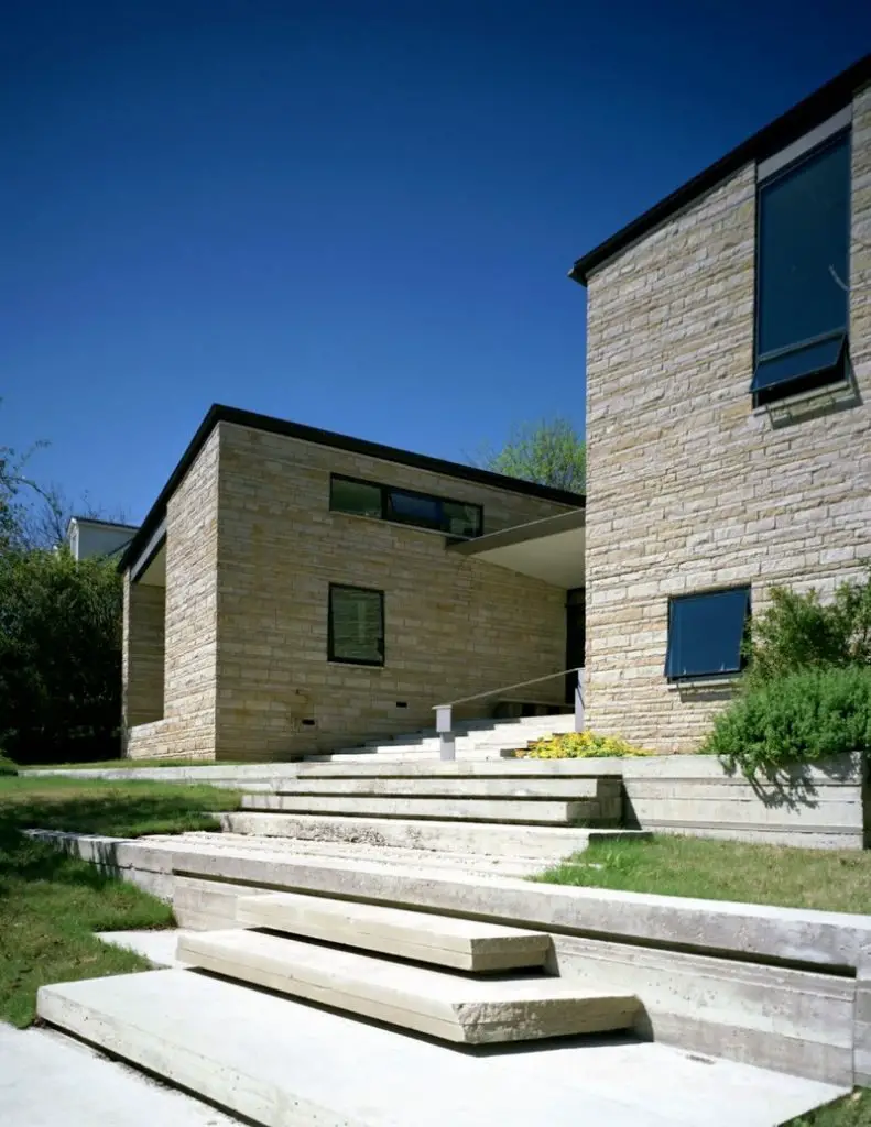 Three Stones House by Nick Deaver